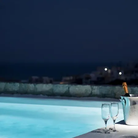 Red Cliff Santorini - Volcano View & Jacuzzi Willa *